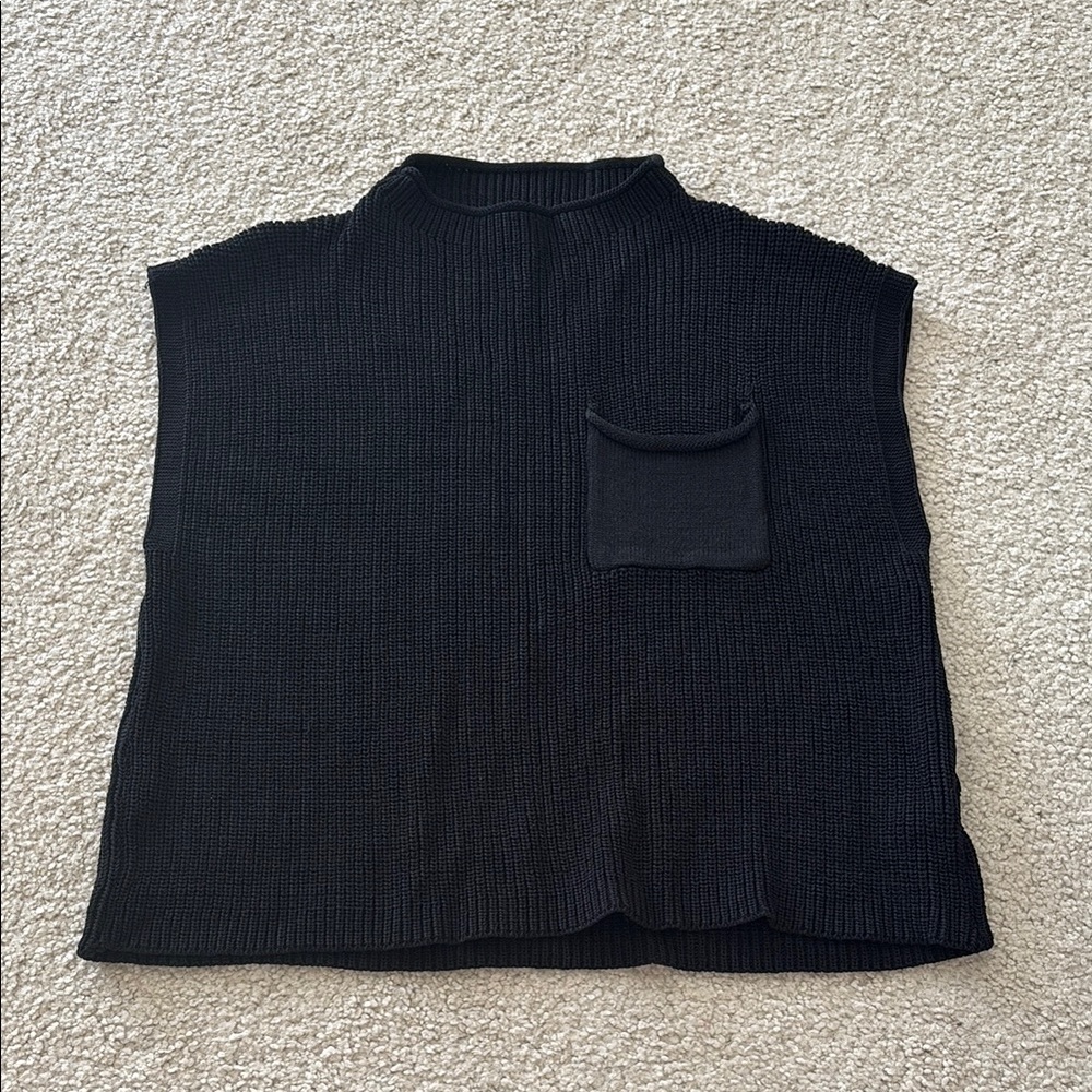 Black Sleeveless Knit Top